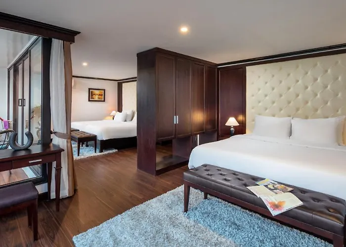  Mon Cheri Cruises Hạ Long