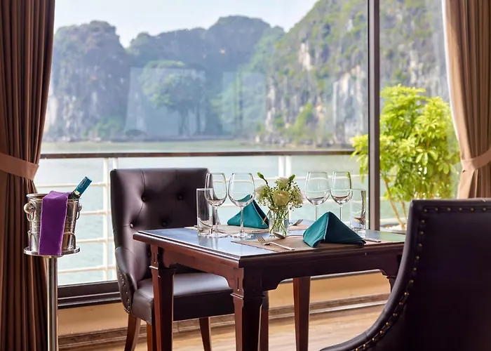 Mon Cheri Cruises 5* Hạ Long