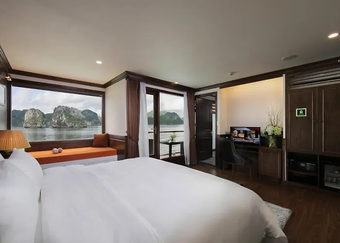 Mon Cheri Cruises 5* Hạ Long