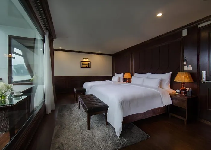 Mon Cheri Cruises 5* Ha Long