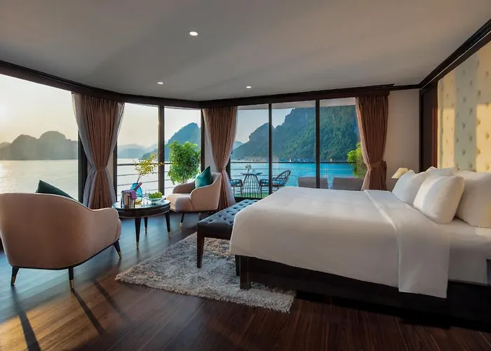 Mon Cheri Cruises  5*