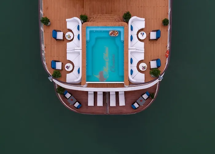 Mon Cheri Cruises  5*